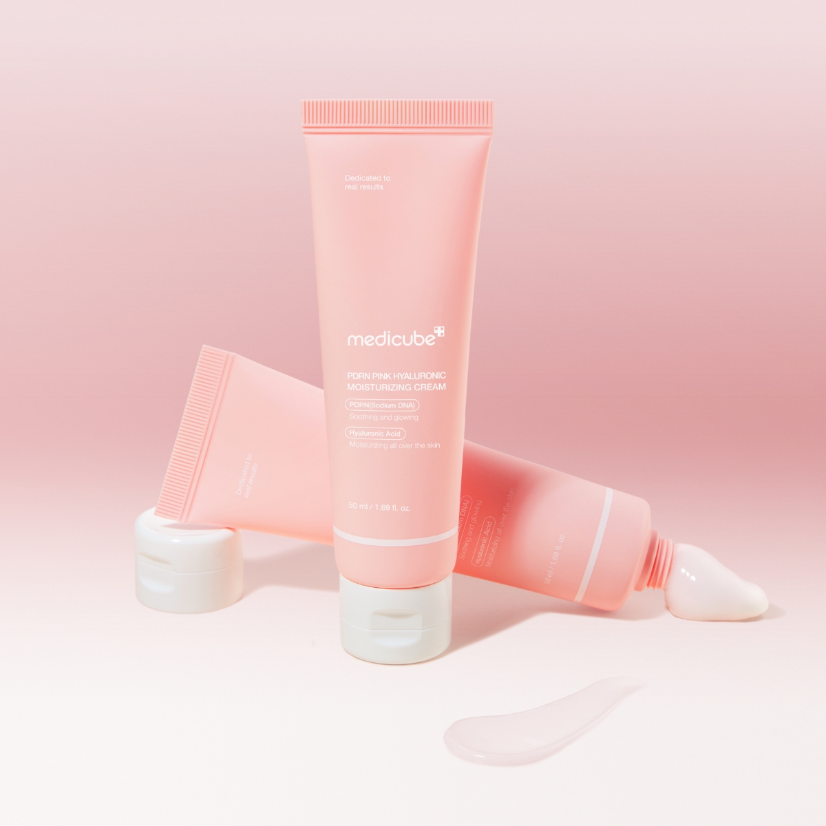 MEDICUBE PDRN PINK HYALURONIC MOISTURIZING CREAM 50 ML - Imagen 4